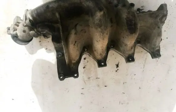 Mazda 323 F Intake manifold