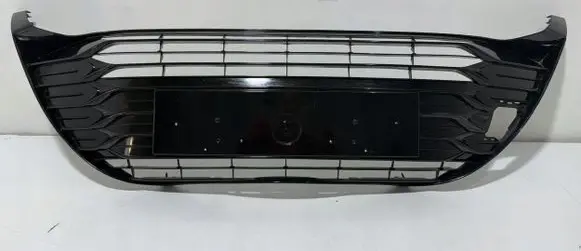 Toyota Yaris Front bumper lower grill 6920A292