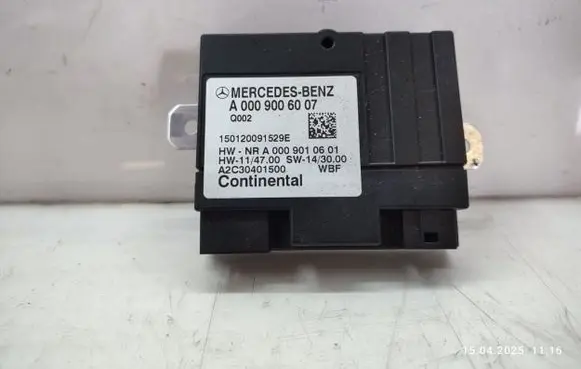 Mercedes-Benz C W205 Fuel injection pump control unit/module A0009006007