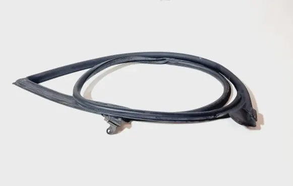 Audi A5 8T 8F Front door rubber seal 8T8831708C 8T8831708