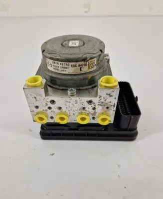 Mazda 2 ABS Pump DB1R437A0