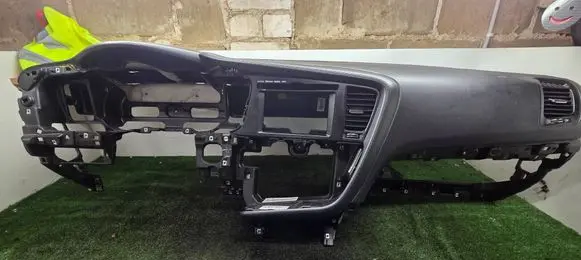 KIA Optima Dashboard 847102T200VA 511C70213