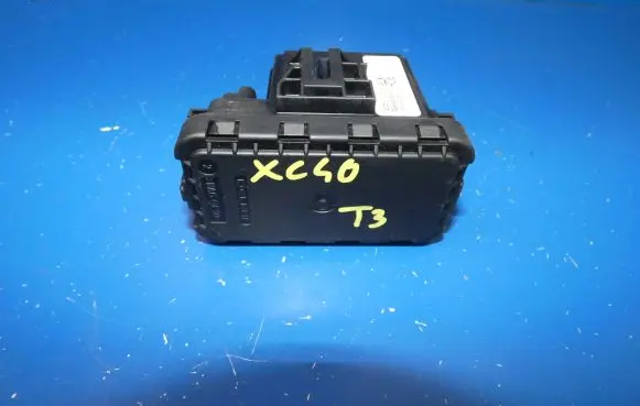 Volvo XC40 Alarm system siren 31652494 8889040624