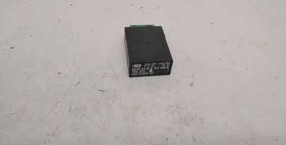 BMW 7 E38 Other control units/modules 613583520599 5DS00705200 120373