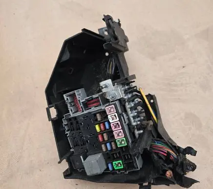 Fuse box set