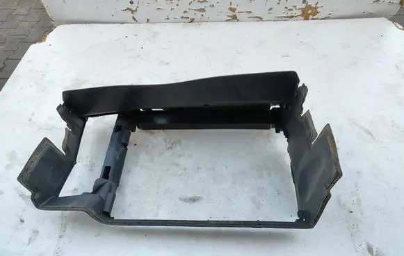 Hyundai H-1, Starex, Satellite Intercooler air guide/duct channel 