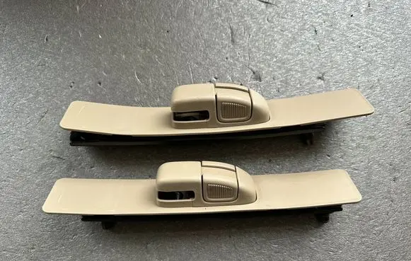 Nissan Patrol Y61 Seat belt adjustment rail 87824VB101