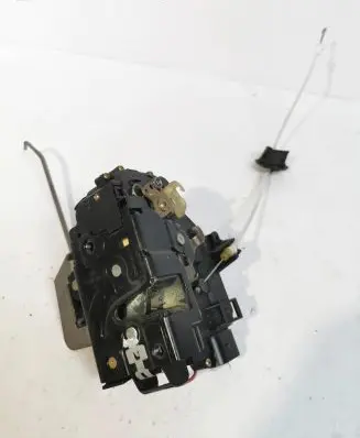Audi A4 S4 B6 8E 8H Front door lock 4B1837015G