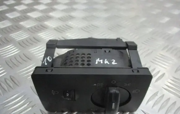 Ford Focus Light switch 4M5T13A024FA