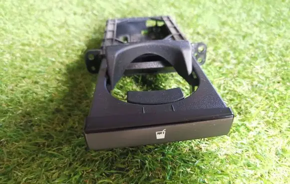 Toyota Avensis T250 Cup holder MT3509