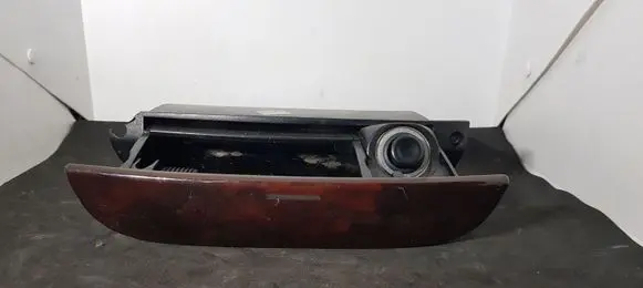 Ashtray (front)