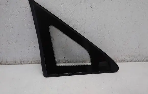 Mercedes-Benz Vito Viano W639 Front triangle window/glass A6396736405 6396736405