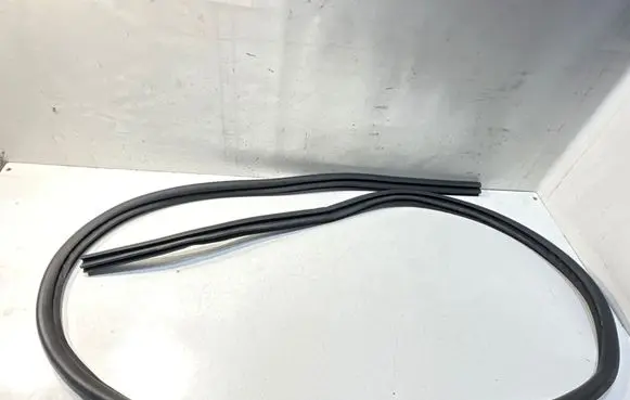 Front door rubber seal