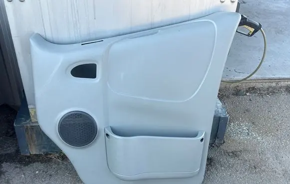 Opel Vivaro Front door card panel trim 91165802 34955 7700313075