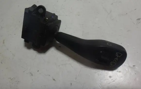 BMW 5 E39 Wiper control stalk 8363664