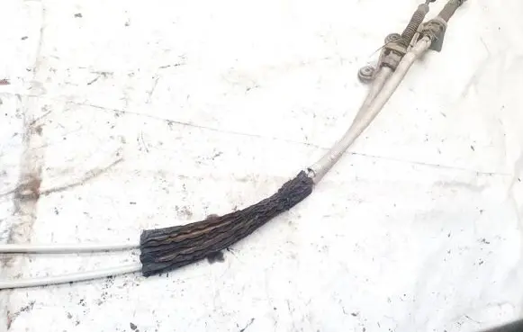 Skoda Fabia Mk1 (6Y) Gear shift cable linkage 6q0711265h