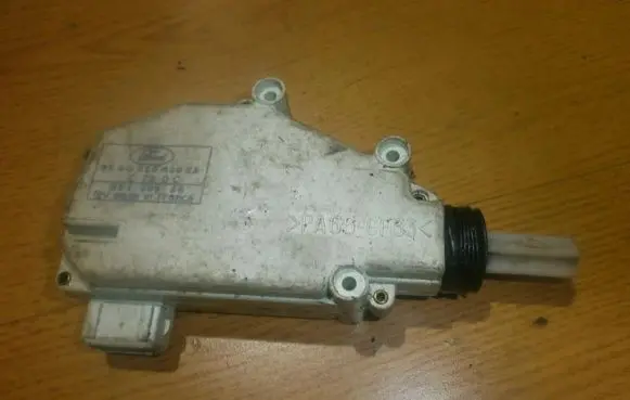 Ford Mondeo MK I Central locking motor 93bg220a20eb
