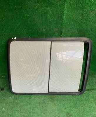 Fiat Doblo Sliding door window/glass 