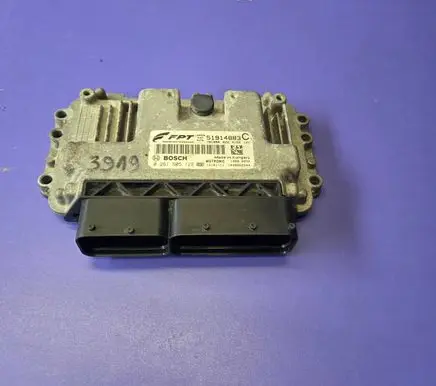 Fiat Doblo Engine control unit/module 0261S05128 51914883C 1039S52544