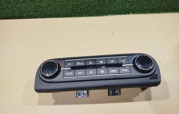 KIA Pro Cee'd III Climate control unit 97250J7202 97250H7202