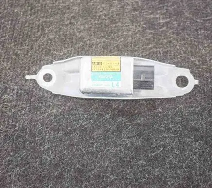 Toyota Prius (XW20) Airbag deployment crash/impact sensor 8983447020 1879000922