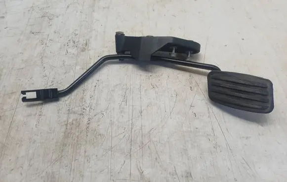 Peugeot 607 Pedal assembly 9646693980