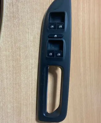 Skoda Octavia Mk2 (1Z) Electric window control switch 1Z2867172