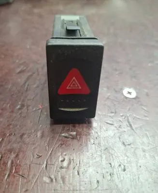 Volkswagen PASSAT B5 Hazard light switch 3B0953235D PNT6DD0T PA66GF30D