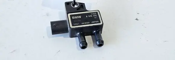 BMW 2 F45 Exhaust gas pressure sensor 8570686 5061 06T03