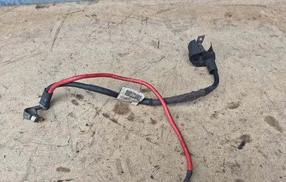 Volkswagen Touran I Positive cable (battery) 420752V074 31032005 3103200521