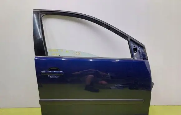 Volkswagen Polo Front door LB5N