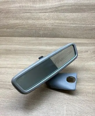 Rear view mirror (interior)