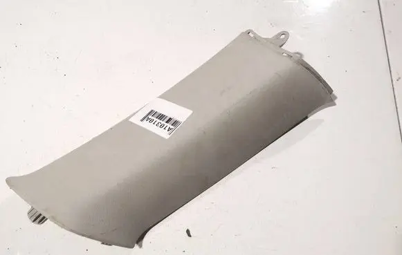 Skoda Octavia Mk2 (1Z) (C) pillar trim 1z9867295c
