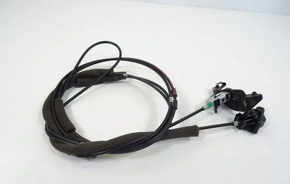 Mazda 3 III Fuel cap release pull handle