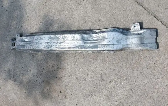 Audi A8 S8 D3 4E Front bumper cross member 4E0807111