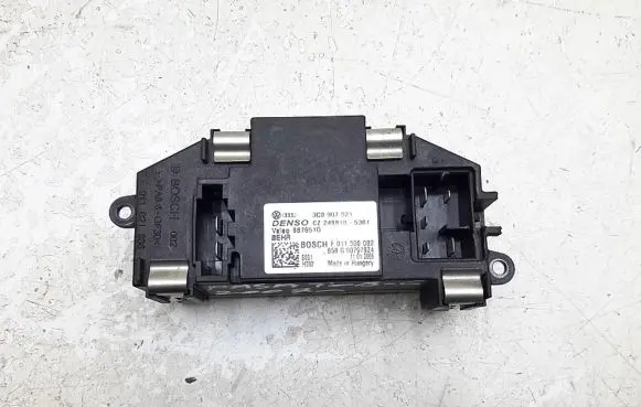 Volkswagen PASSAT B6 Heater blower motor/fan resistor 3c0907521