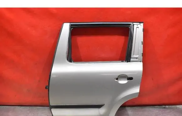Skoda Yeti (5L) Rear door 