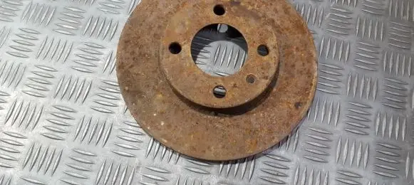Volkswagen Golf III Front brake disc