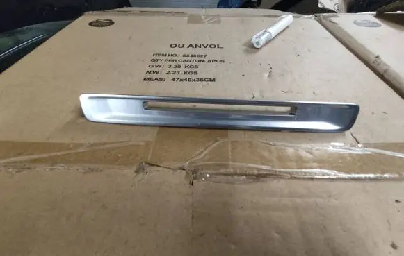 Volvo XC60 Radio/GPS head unit trim 30755359