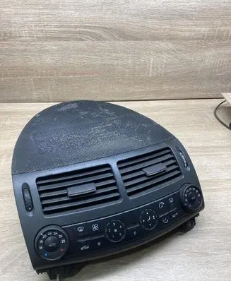 Mercedes-Benz E W211 Climate control unit 2118300090 A2118301854