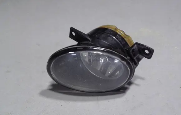 Volkswagen Transporter - Caravelle T5 Front fog light 7E0941699A