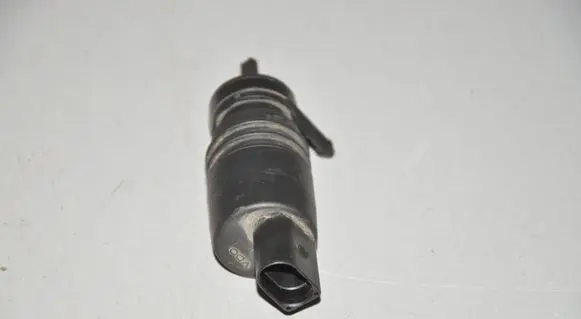 BMW X5 E53 Windscreen/windshield washer pump