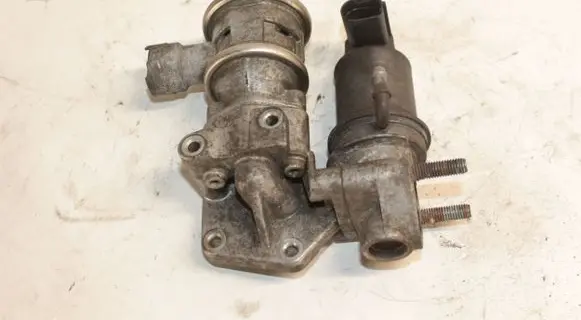 Audi A3 S3 8P EGR valve 06A131166E
