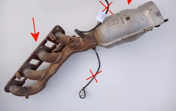 Infiniti QX80 Exhaust manifold