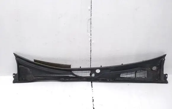 Wiper trim
