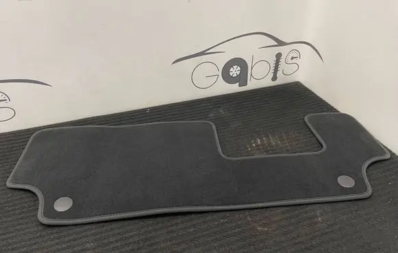 Mercedes-Benz GLS X167 Rear floor mat A1676803108