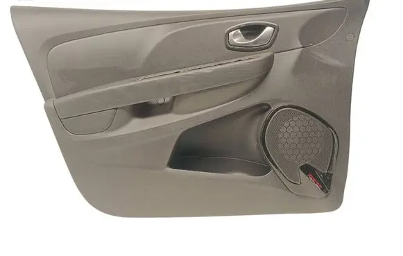 Renault Clio IV Front door card panel trim 809018318R 3394R04280178 1732112X