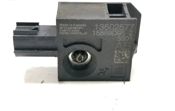 Chevrolet Volt I Airbag deployment crash/impact sensor 13502577 15889D952