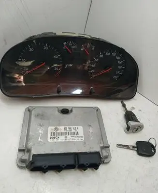 Volkswagen PASSAT B5 Engine ECU kit and lock set 038906018N 28SA3406 0281001727
