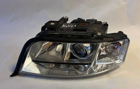 Audi A6 S6 C5 4B Headlight/headlamp 153411115L